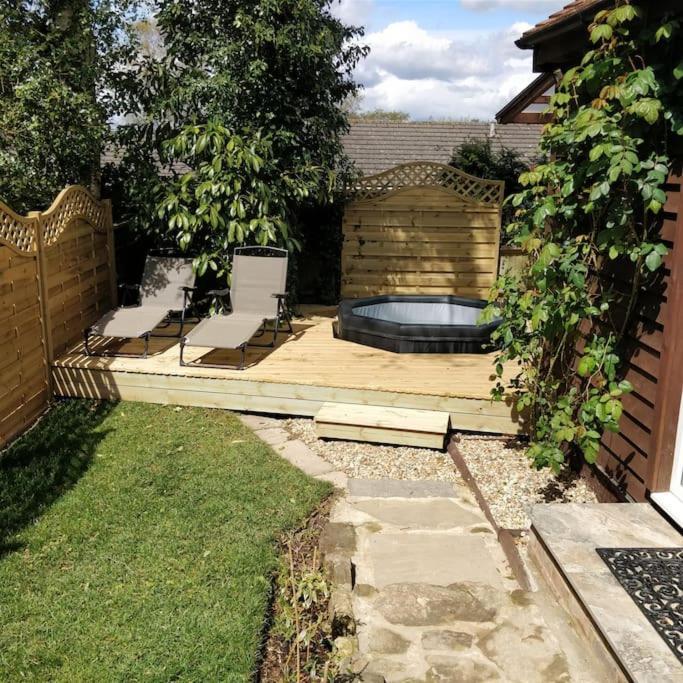 The Retreat Chelwood Gate Exterior foto